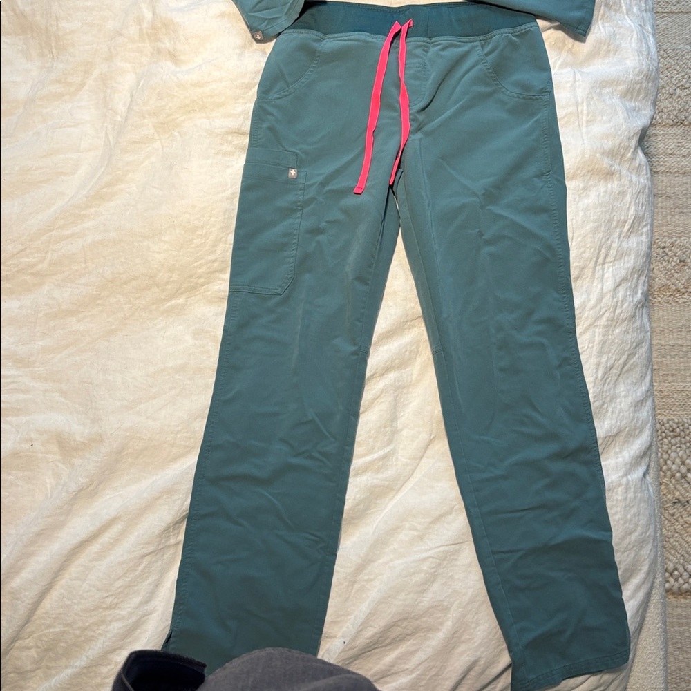 Figs Teal Scrub Top and Bottom SET